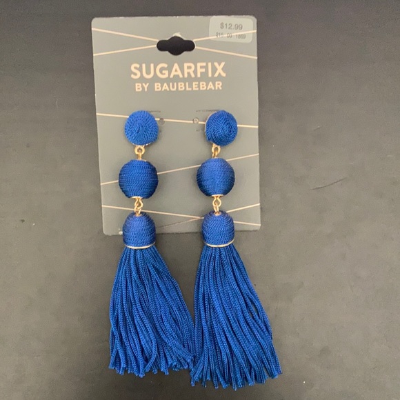 Earrings - Picture 1 of 1